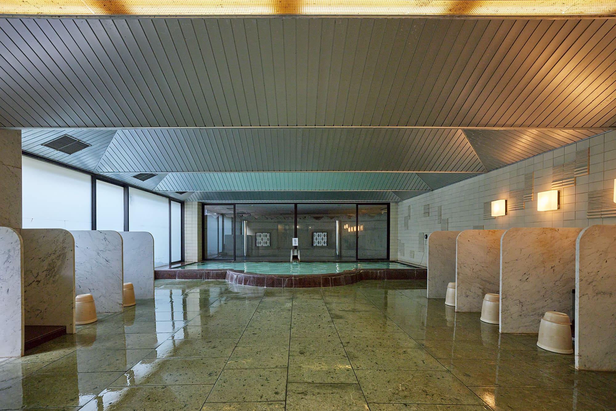 大浴場・パウダールーム・ロッカー