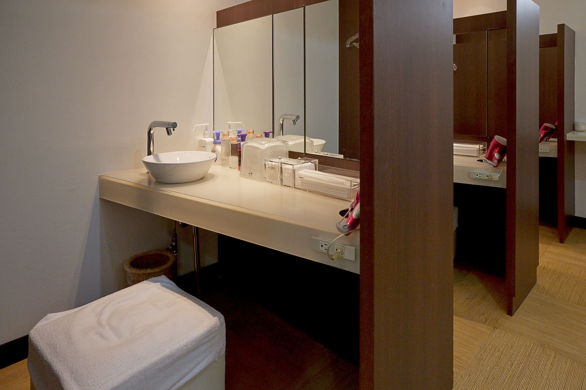 大浴場・パウダールーム・ロッカー